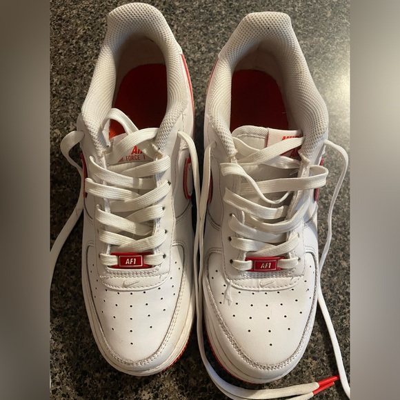 Nike Air Force 1 Youth Size 7 - Picture 4 of 5